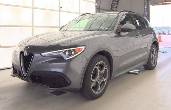 ALFA ROMEO STELVIO 2018 ZASFAKPN8J7B71065 image